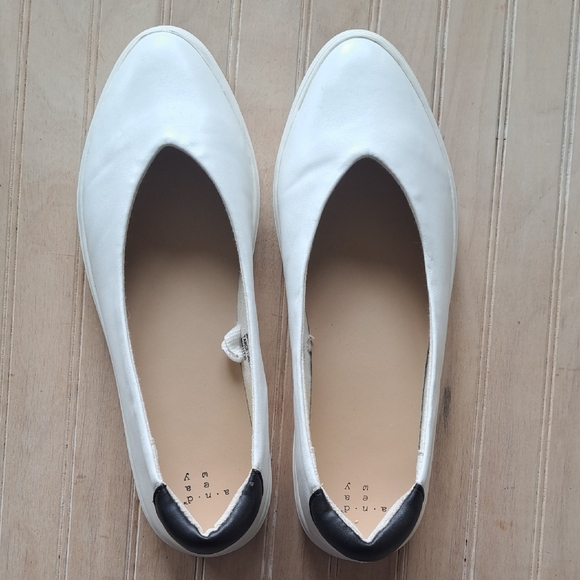 A New Day Faux Leather Elongating Slip On Cushion Insole Stylish Shoes - Picture 1 of 9